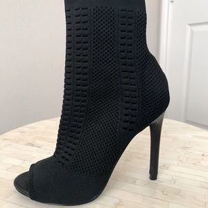 Steve Madden Knit Peep-toe Heels